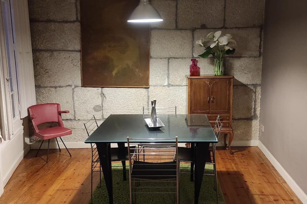 Acogedor Apartamento En El Casco Antiguo Vigo Esterno foto